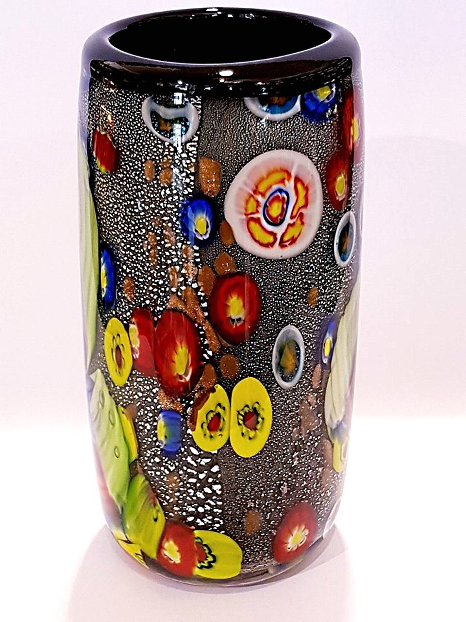 Vaso cilindrico con avventurina e murrine